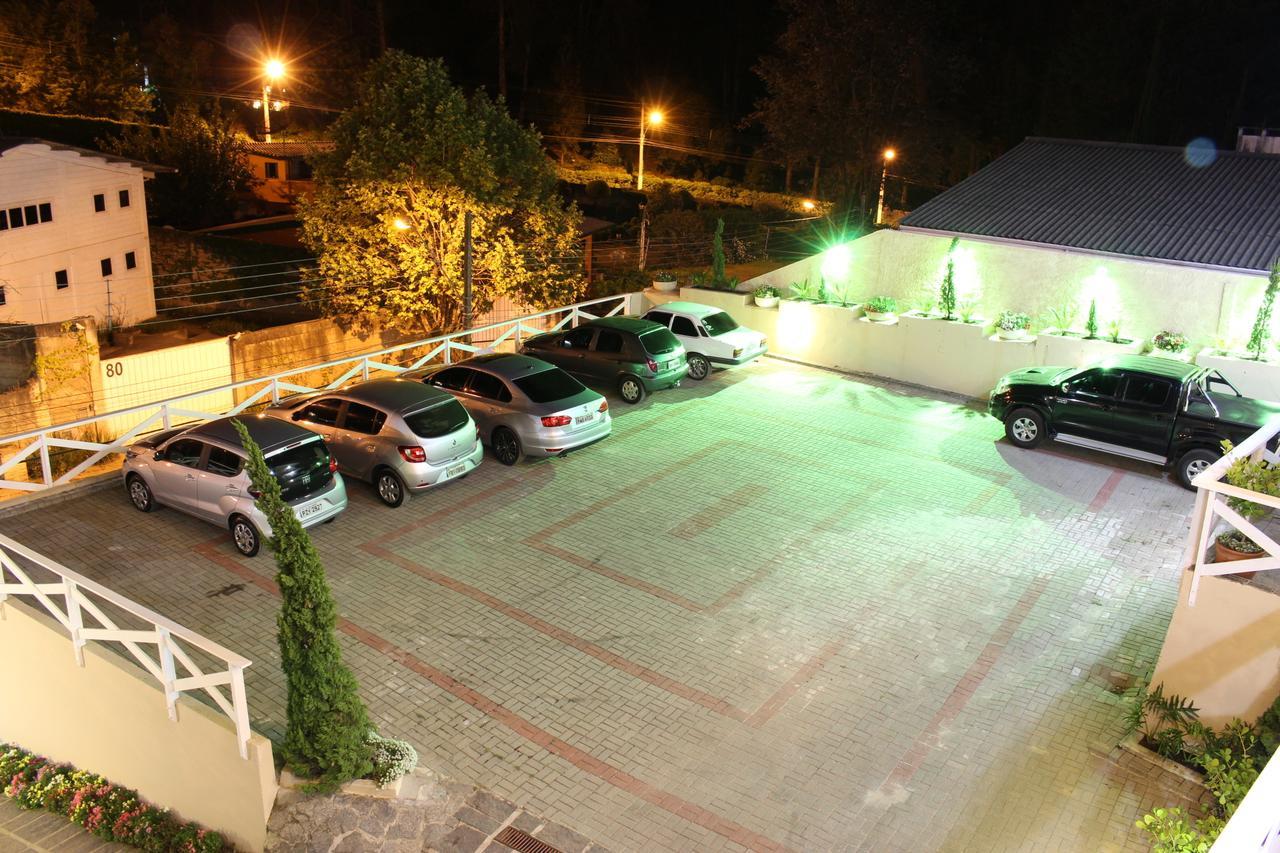 Campos do Jordão Pousada Suisse מראה חיצוני תמונה